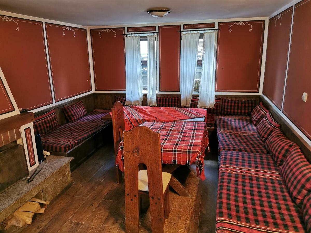 Hadji Neikovi Guest Houses コプリフシティツァ エクステリア 写真