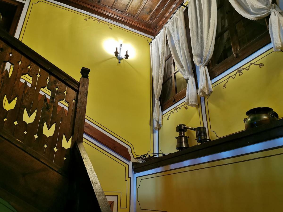 Hadji Neikovi Guest Houses コプリフシティツァ エクステリア 写真